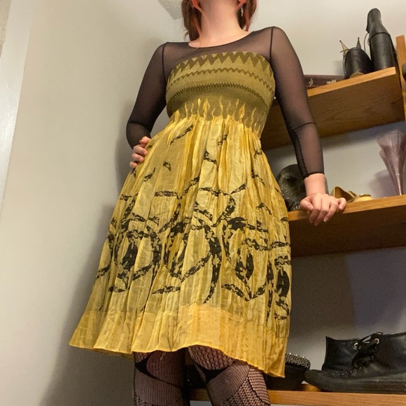 Sold - Picture 3 of 8